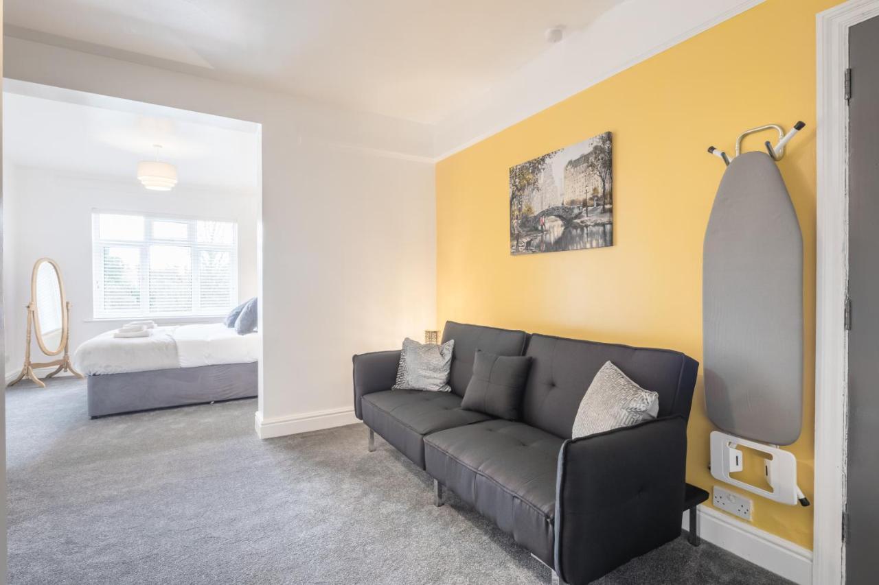 Private Room 5 With Kitchenette By Cb Stays No Minimum Stays CBG Exterior foto